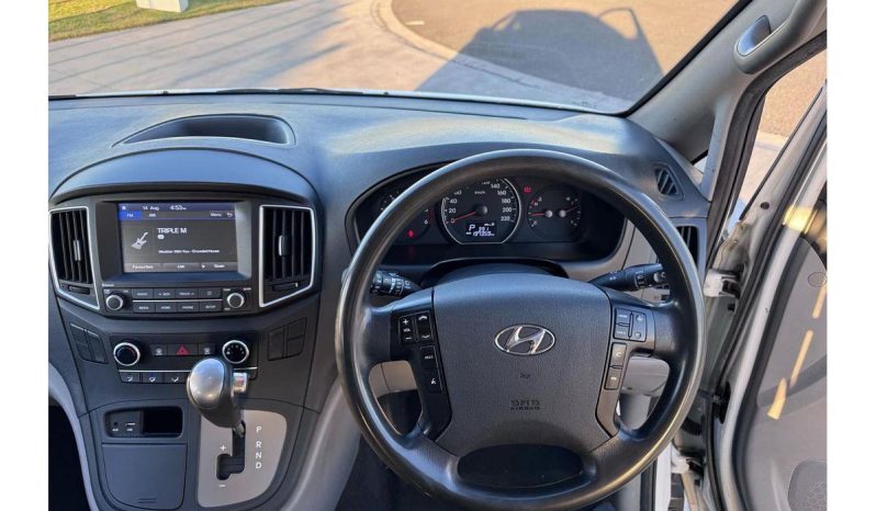 
								2018 Hyundai iLoad TQ4 2.5L Diesel full									