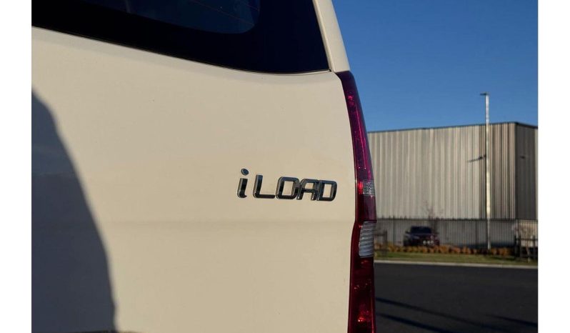 
								2018 Hyundai iLoad TQ4 2.5L Diesel full									