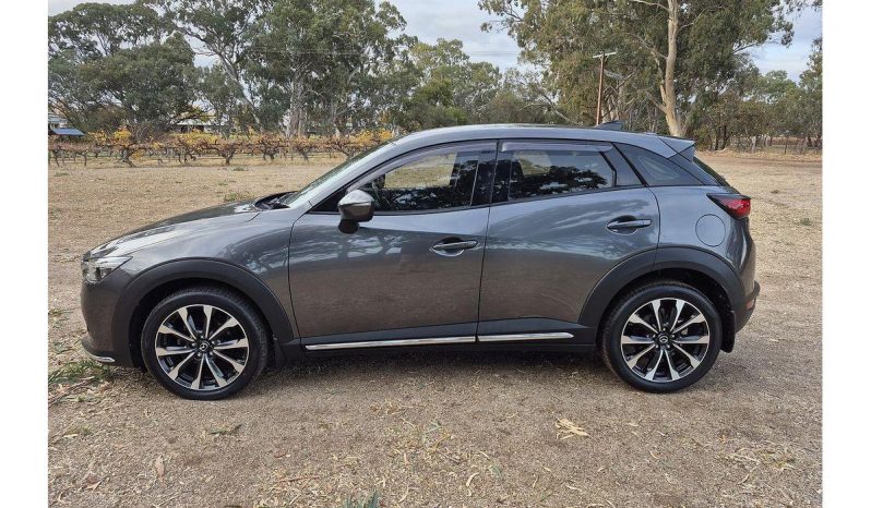 
								2019 Mazda CX-3 sTouring DK Auto FWD full									