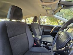 
										2018 Toyota RAV4 ZSA42R GX 2WD full									
