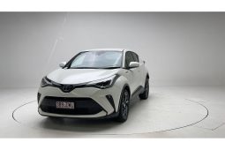
										2020 Toyota C-HR Koba Hybrid 1.8L Auto full									