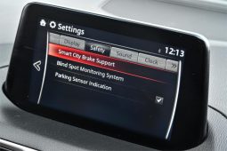
										2018 Mazda 3 Touring 2.0L Auto Sedan full									