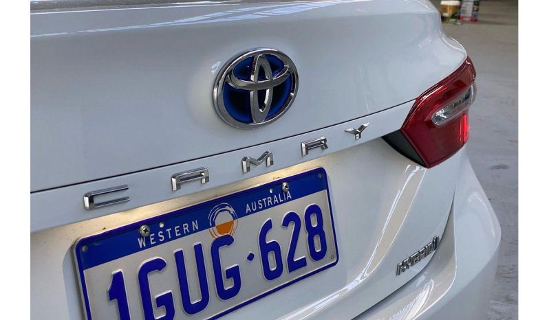 
								2019 Toyota Camry Ascent Sport Hybrid 2.5L full									