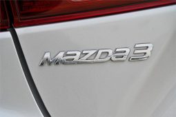 
										2018 Mazda 3 Touring 2.0L Auto Sedan full									