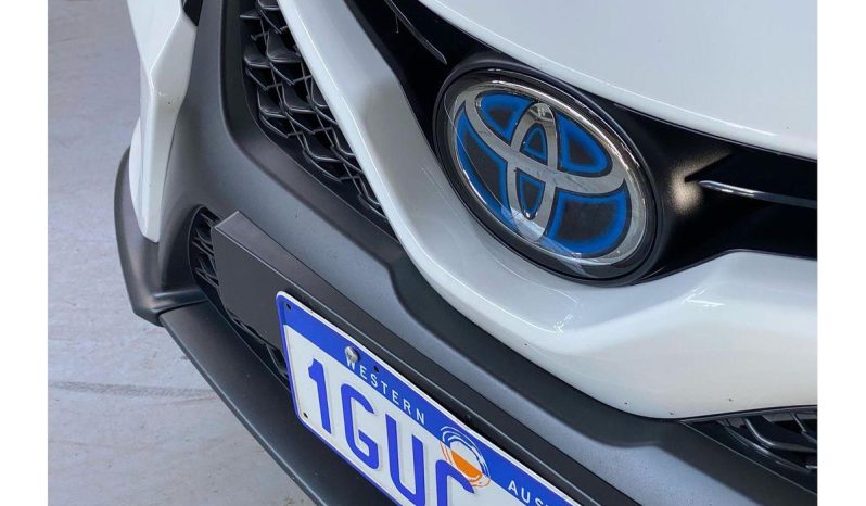 
								2019 Toyota Camry Ascent Sport Hybrid 2.5L full									