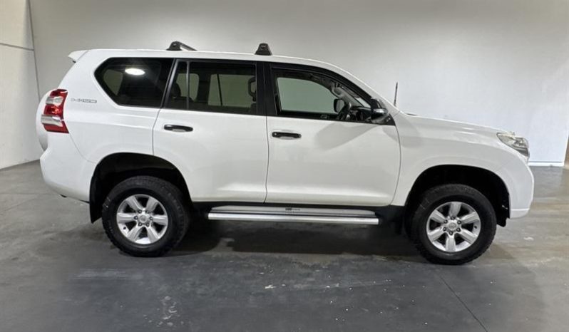 
								2015 Toyota LandCruiser Prado GX 3.0L full									