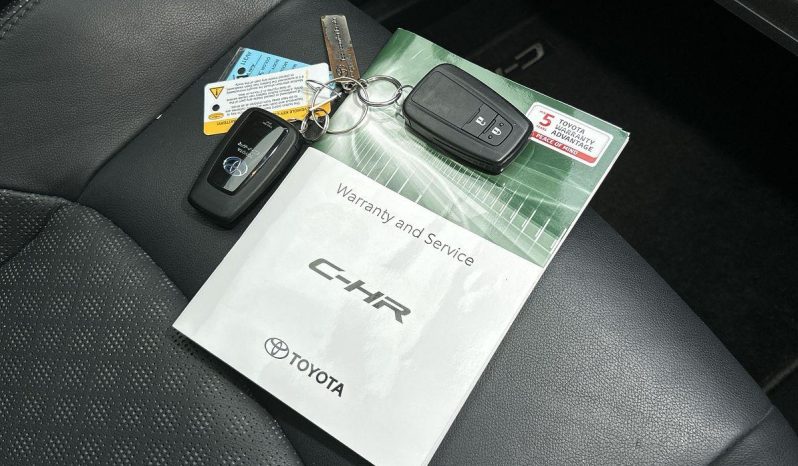 
								2020 Toyota C-HR Koba Hybrid 1.8L Auto full									