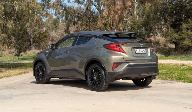 
								2020 Toyota C-HR Koba 1.8L Hybrid Auto full									