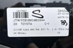 
										2020 Toyota C-HR Koba Hybrid 1.8L Auto full									