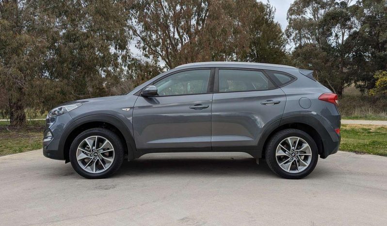 
								2018 Hyundai Tucson Active X 2.0L FWD full									