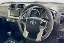 
										2015 Toyota LandCruiser Prado GX 2.8L Turbo 4×4 full									