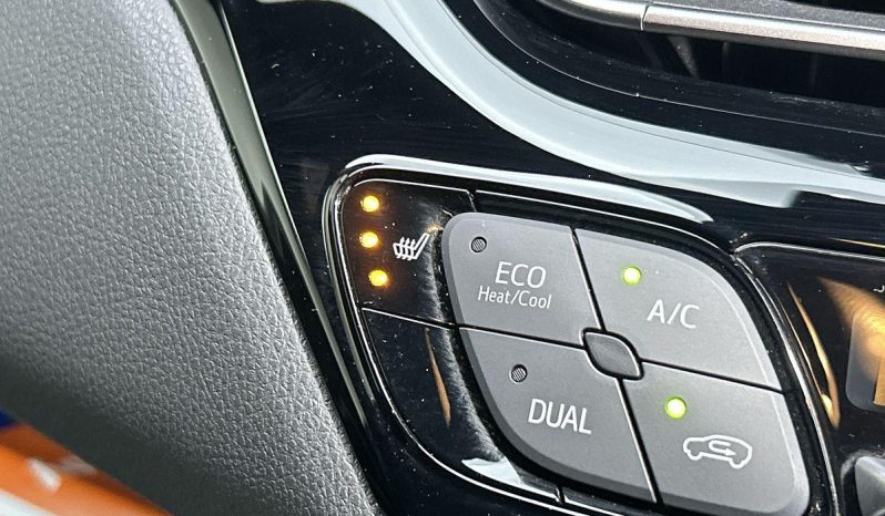 
								2020 Toyota C-HR Koba Hybrid 1.8L Auto full									