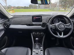 
										2019 Mazda CX-3 sTouring SKYACTIV-Drive FWD full									