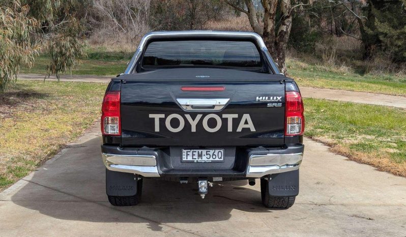
								2018 Toyota Hilux SR5 2.8L Diesel 4×4 Auto full									
