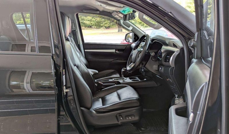 
								2018 Toyota Hilux SR5 2.8L Diesel 4×4 Auto full									