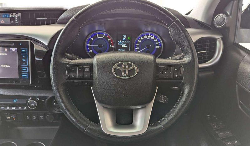 
								2018 Toyota Hilux SR5 2.8L Diesel 4×4 Auto full									